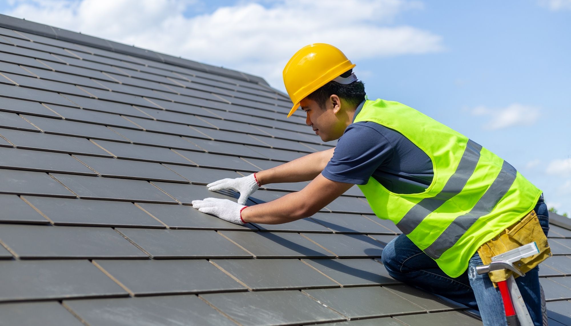 10 Ways To Tell If You Need Roof Replacement Solutions